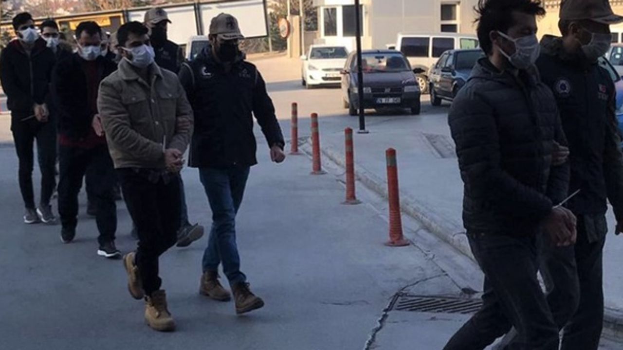 Eskişehir merkezli operasyon... FETÖ'ye bir darbe daha