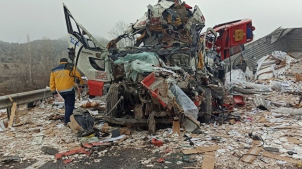 Savaş alanına döndü! 3 kişi hayatını kaybetti