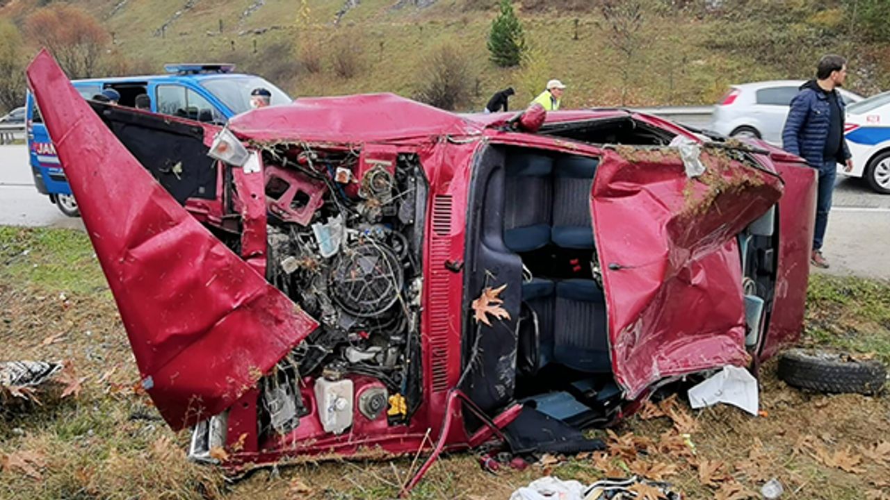 Eskişehir - Bursa yolunda kaza! Sürücü ağır yaralandı