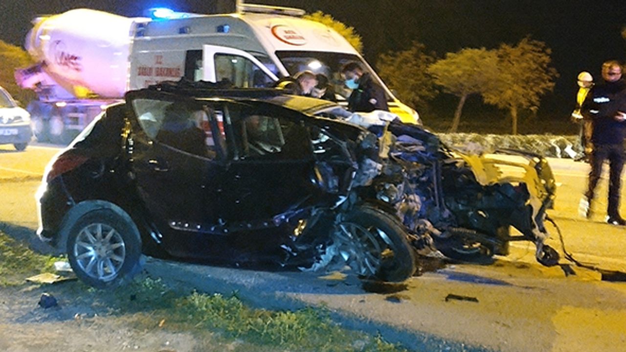 Konya'da feci kaza! Aynı aileden 1'i çocuk 3 kişi hayatını kaybetti