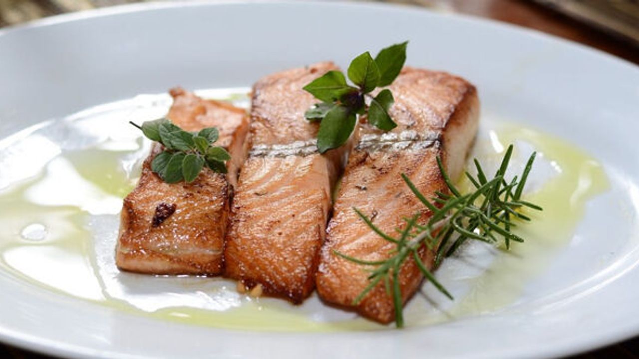 Poşe somon nasıl yapılır? Poşe somon tarifi