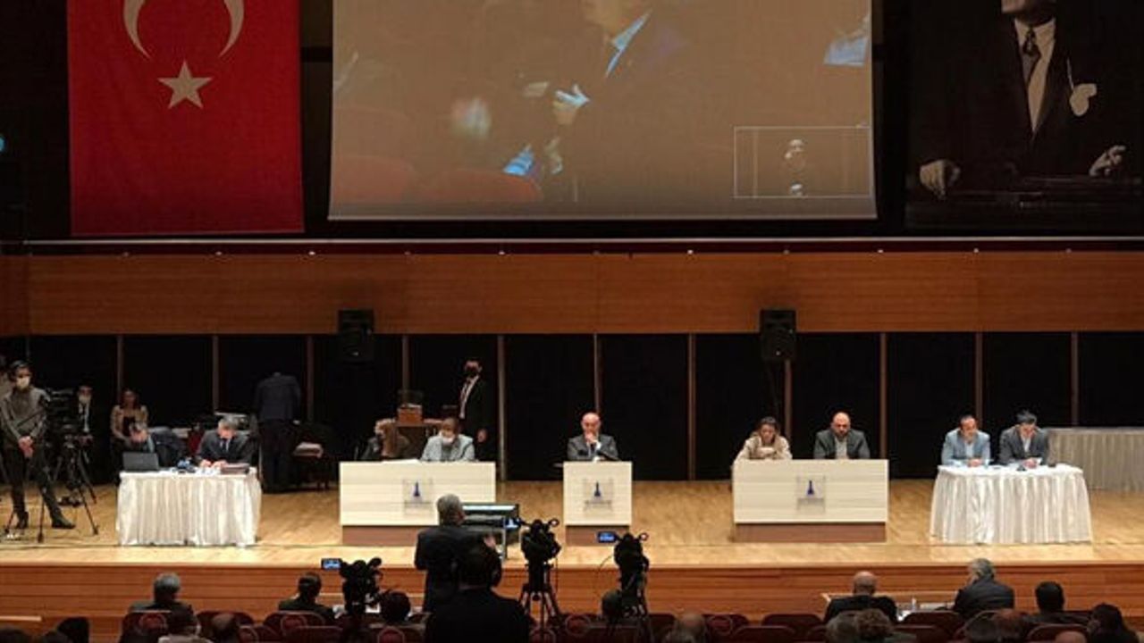 Çevik Bir Meydanı'nın adı değişiyor