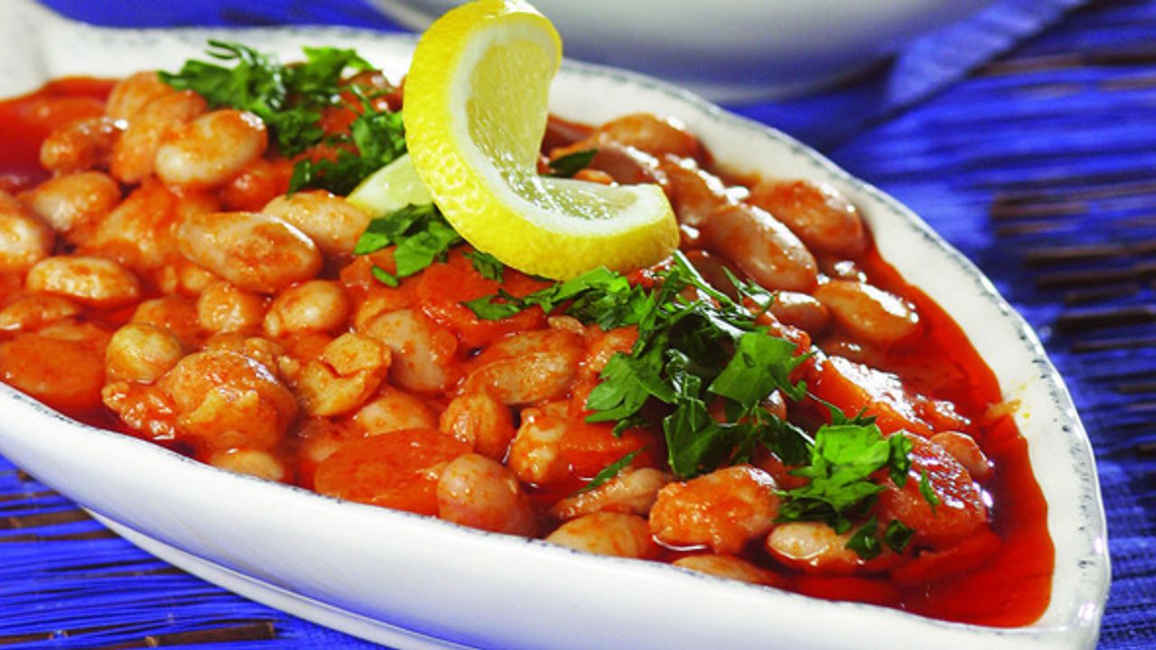 Zeytinyağlı barbunya nasıl yapılır? Zeytinyağlı barbunya tarifi