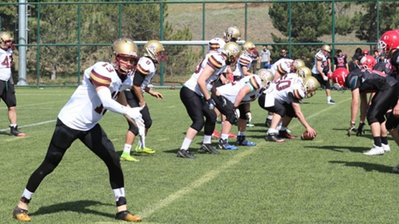 Anadolu Rangers şampiyonluğa doğru gidiyor