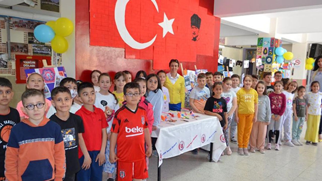 Reşat Benli İlkokulu’ndan ‘E-twinning’ sergisi