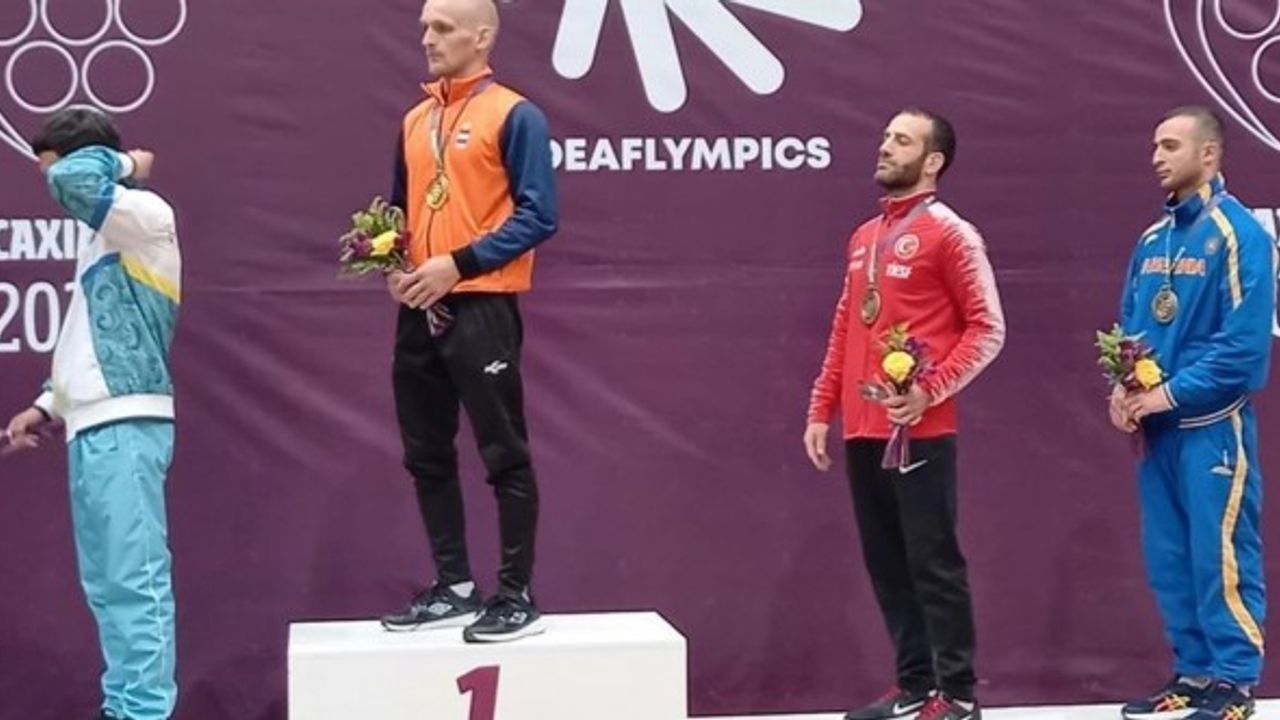 İşitme engelli karatecilerimizden 2 gümüş, 3 bronz madalya
