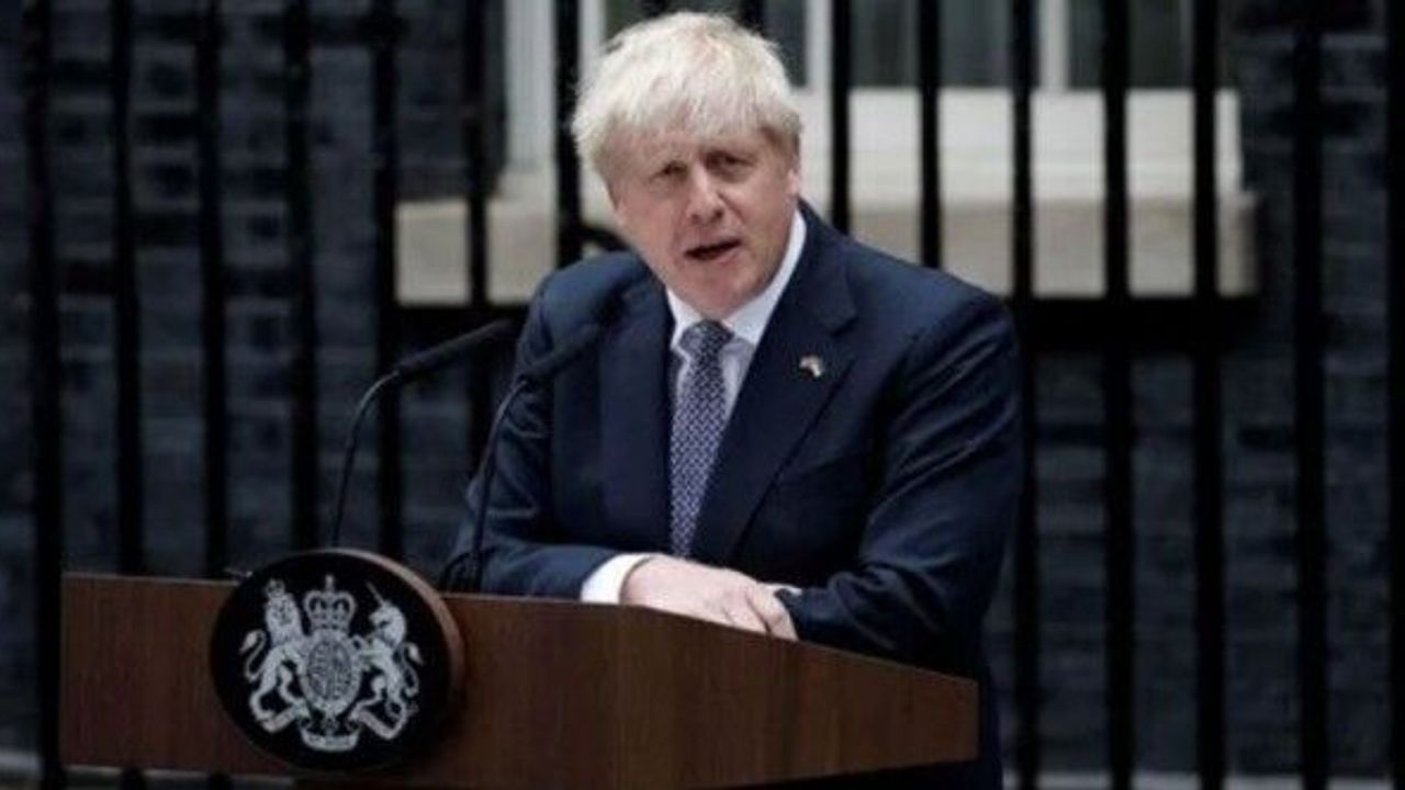 İngiltere Başbakanı Boris Johnson istifa etti