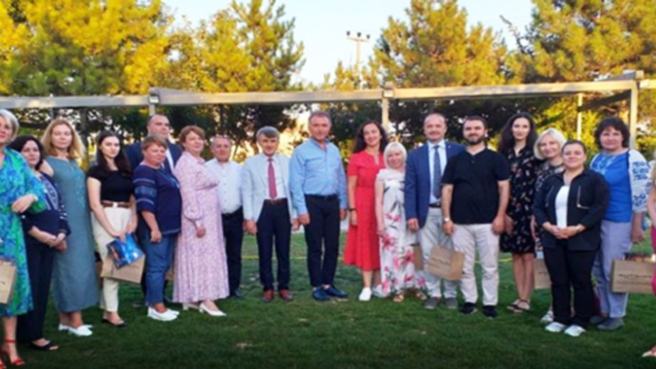 Dumlupınar Üniversitesi Azerbaycan ve Ukrayna'dan gelen akademisyenleri ağırladı