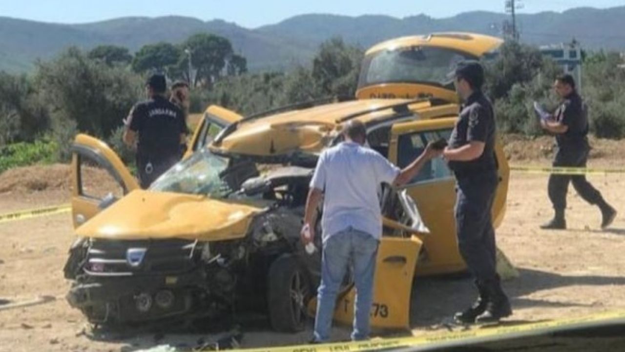 İzmir'de trafik kazası! Taksi şoförü hayatını kaybetti, 3 kişi yaralı