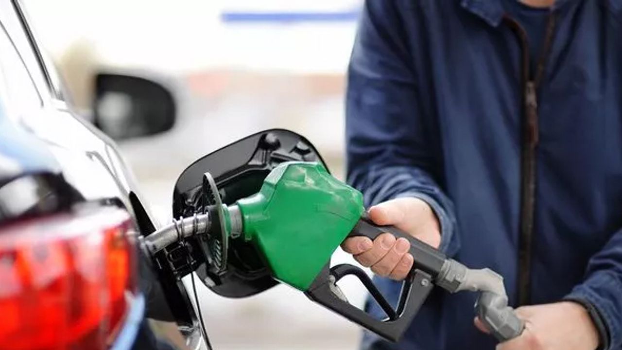 Benzin ve motorin 2022 güncel fiyatları... 4 Ekim 2022 akaryakıt fiyatları