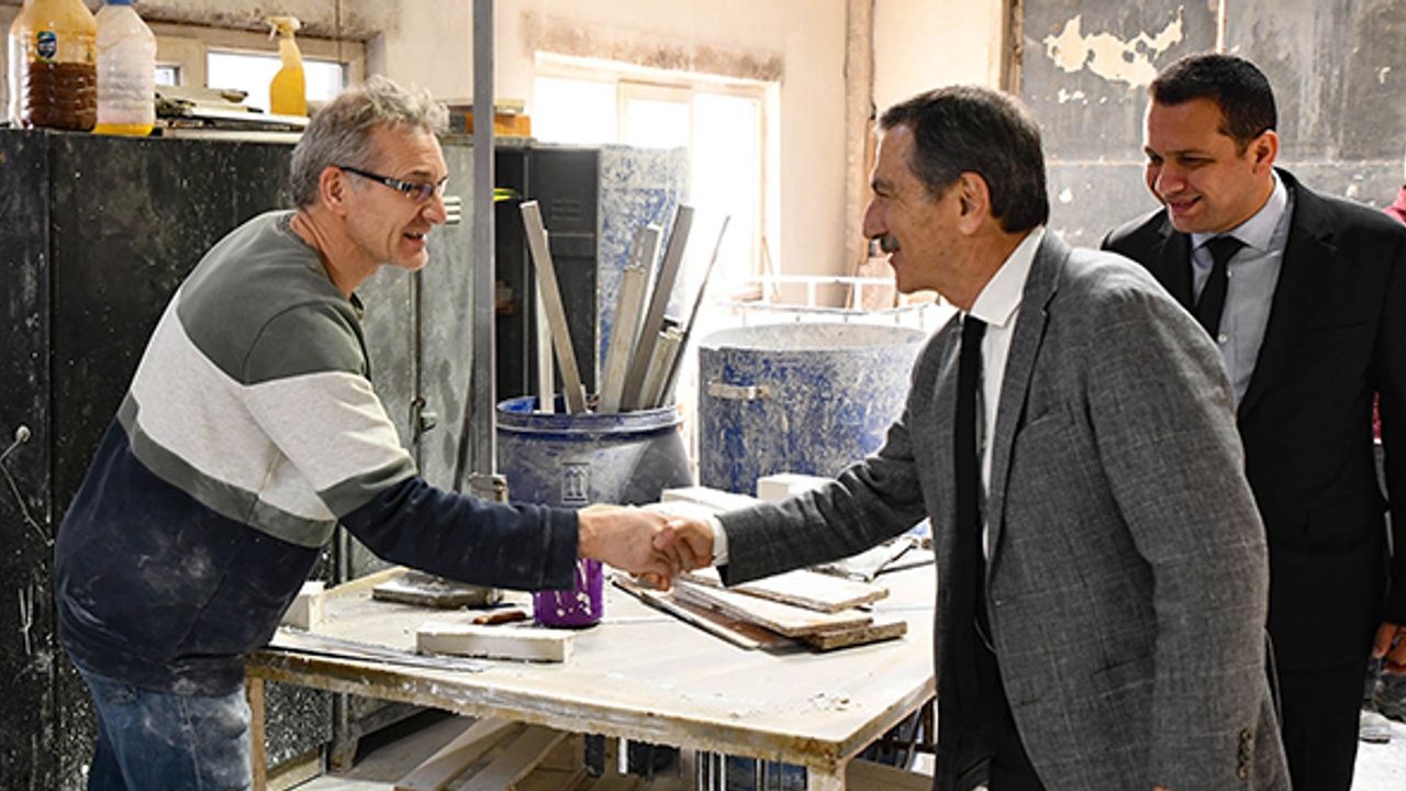 Tepebaşı Belediyesi'nin konuk evine ESVİT'ten bağış