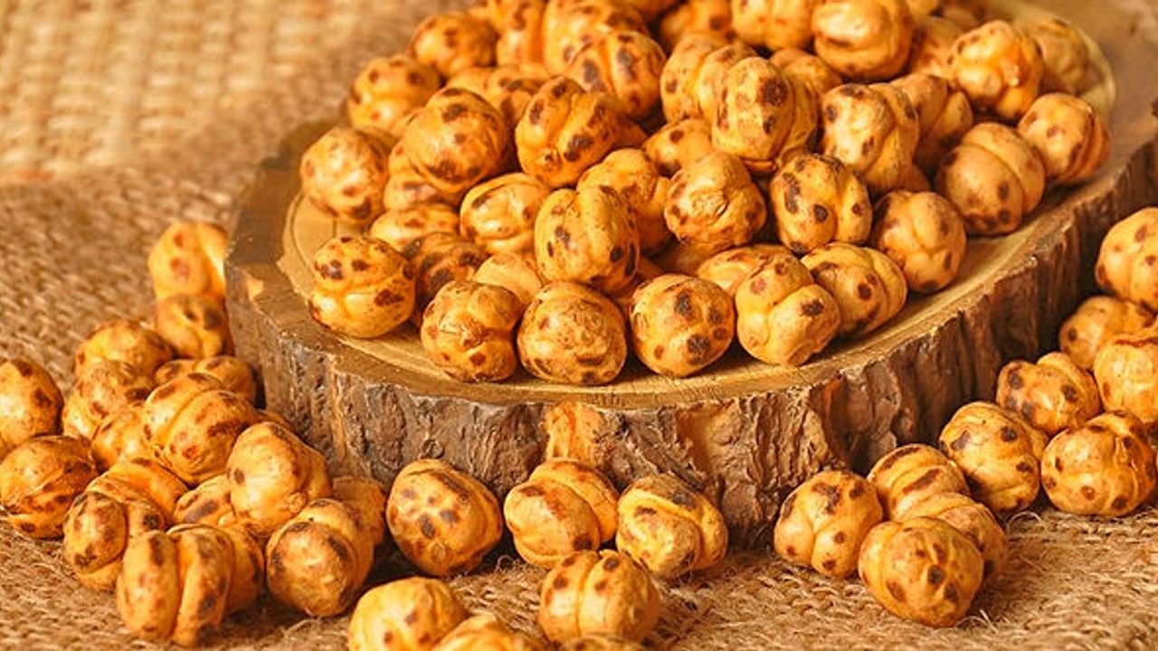 Eskişehir'in soğuk havasını ısıtan lezzet: "Leblebi"