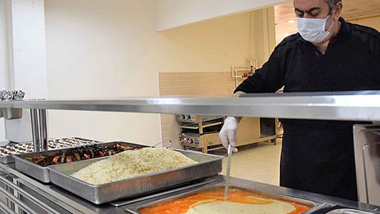 Bilecik'te ücretsiz yemek uygulaması başlıyor