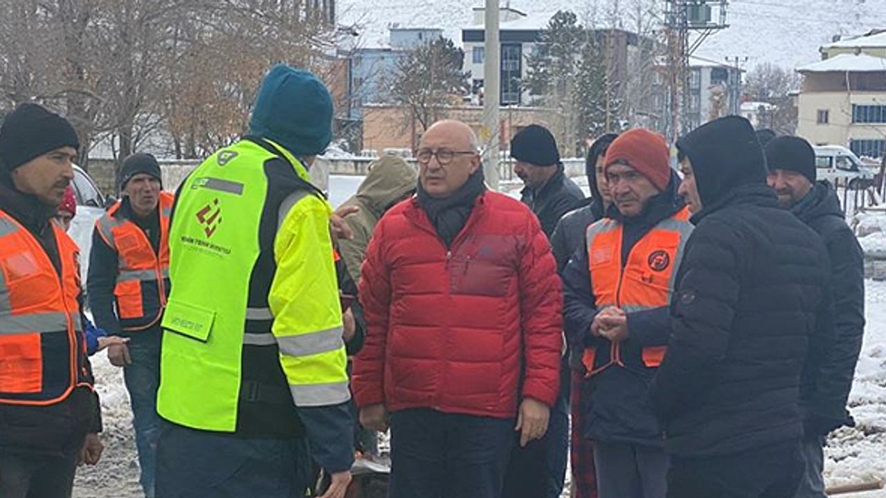 CHP'li Çakırözer deprem bölgesinden çağrıda bulundu