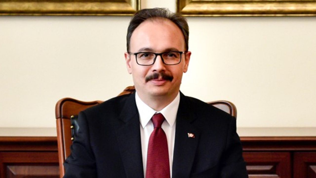 Bilecik Valisi Dr. Kızılkaya açıkladı: 221 TIR malzeme yardımı yapıldı