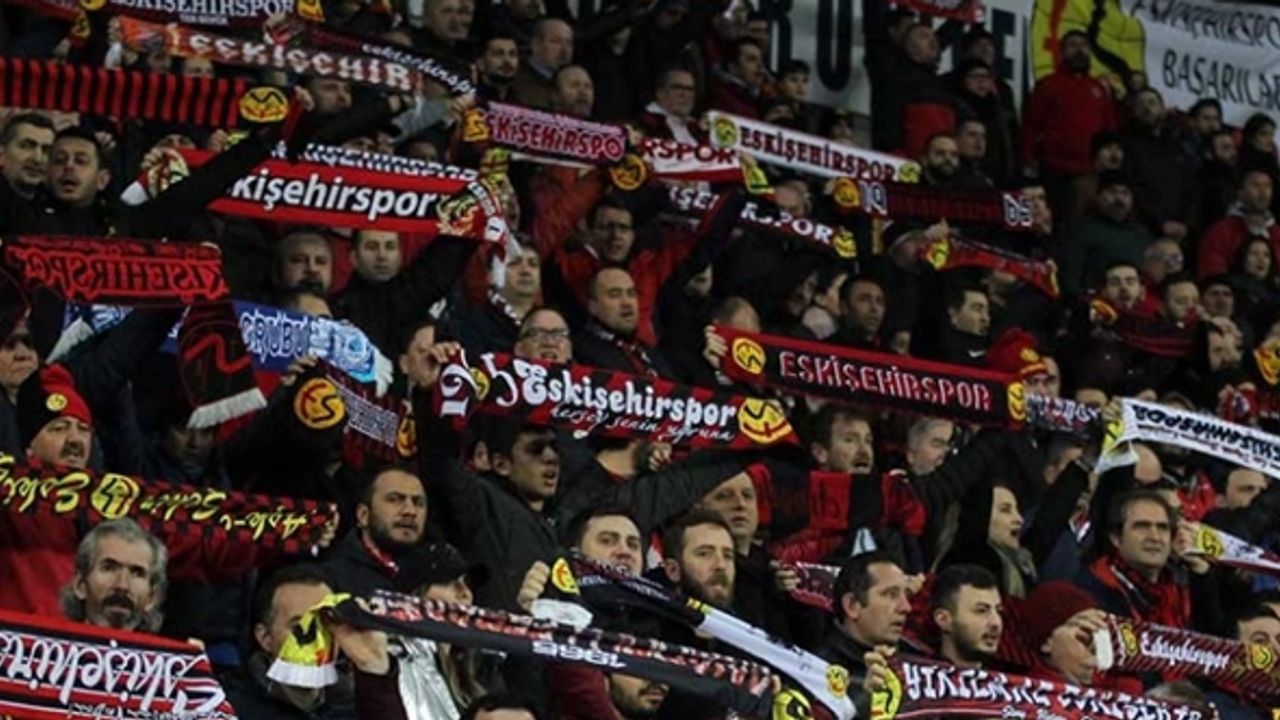 Eskişehirspor - Karşıyaka maç biletleri satışa çıktı... İşte fiyatlar