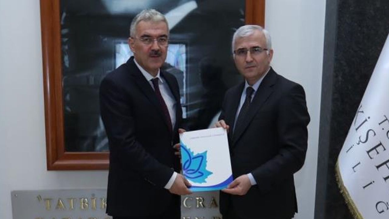 ESOGÜ'den "Evim Yuvan Olsun" kampanyasına bağış