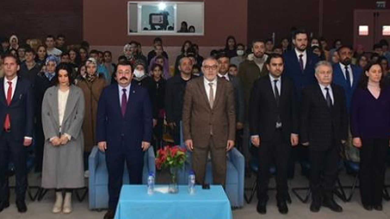 Mehmet Akif Ersoy İnönü'de anıldı