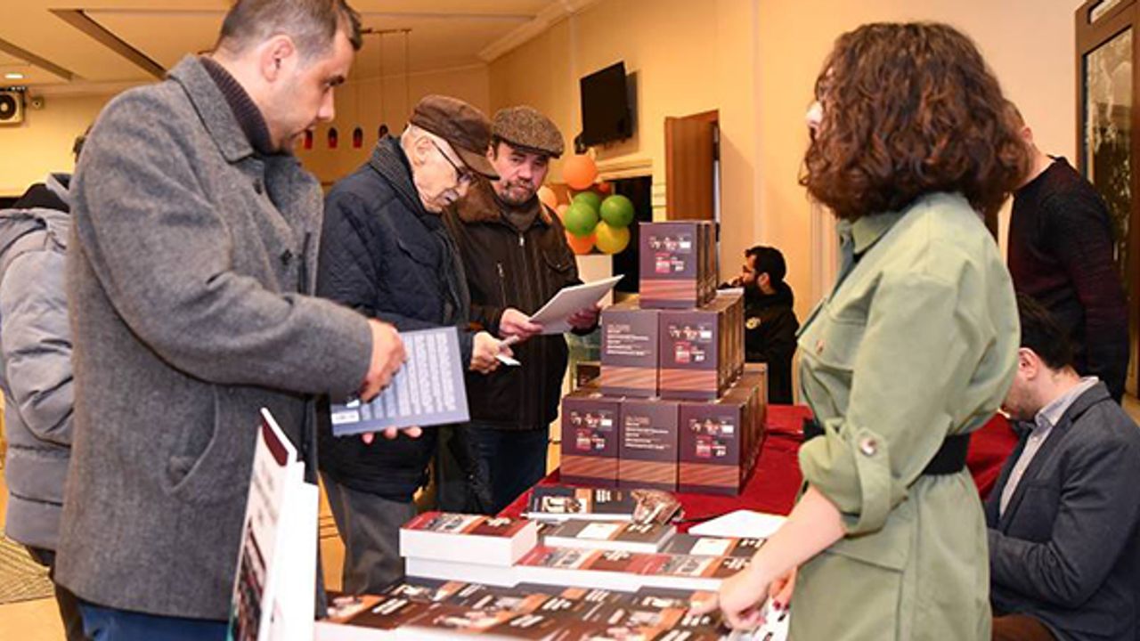 Tepebaşı Belediyesi’nin sergisi ziyaretçilerini ağırlamaya devam ediyor