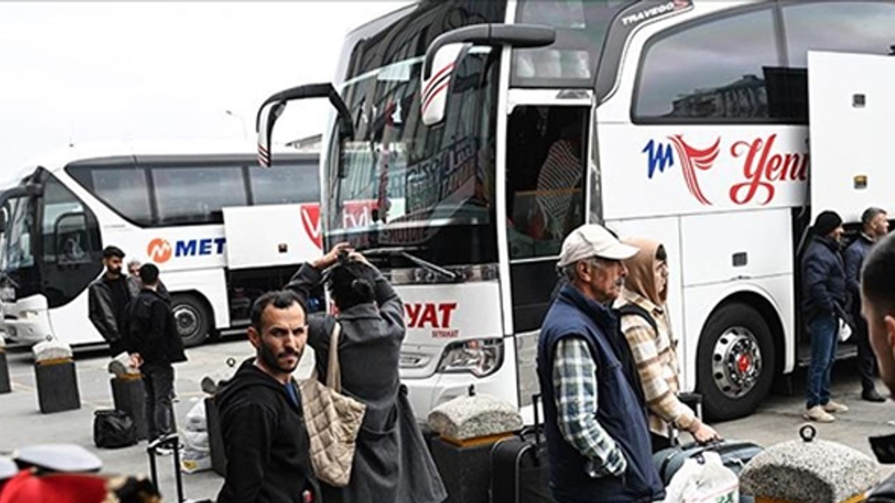 Bayram için otobüs biletleri tükendi, ek seferler düzenlendi