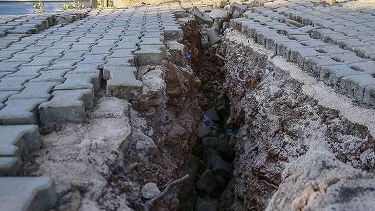 Depremler neden önceden tahmin edilemez? Dr. Judith Hubbard anlattı