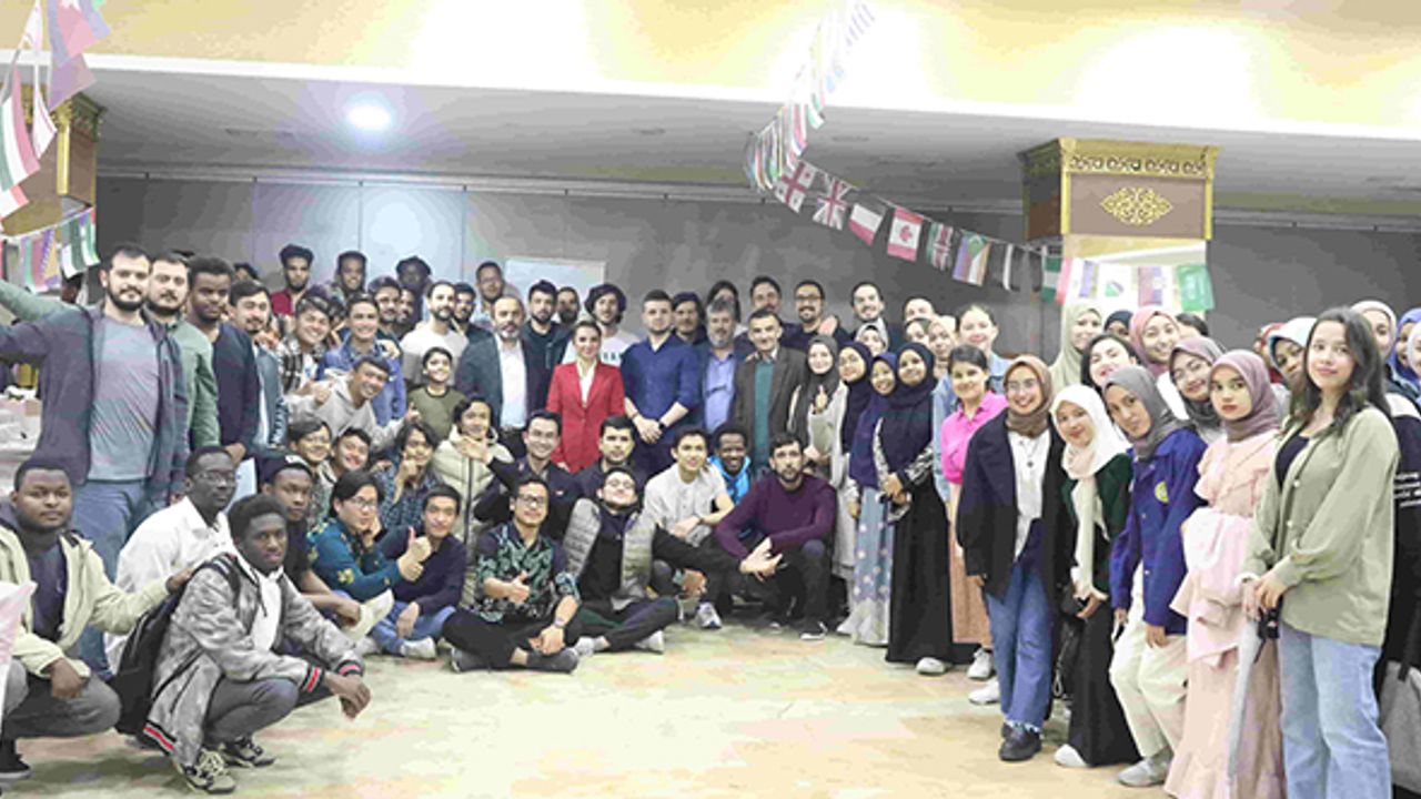 Eskişehir’de 200 yabancı öğrenci iftarda buluştu