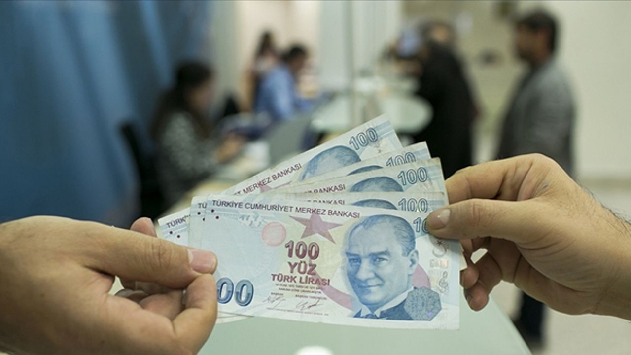 Yaşlı ve engellilerin nisan ayı aylıkları hesaplara yatırıldı