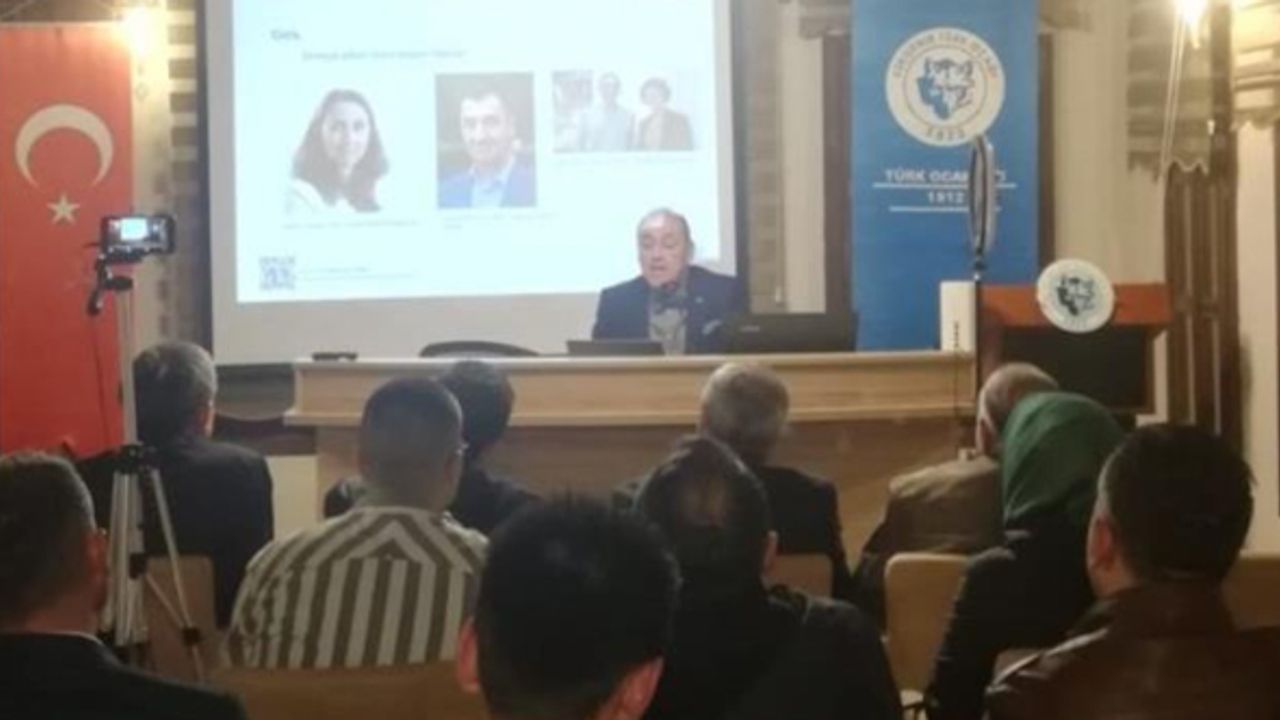 Eskişehir Türk Ocağı'nda Almanya'daki Türkler konuşuldu