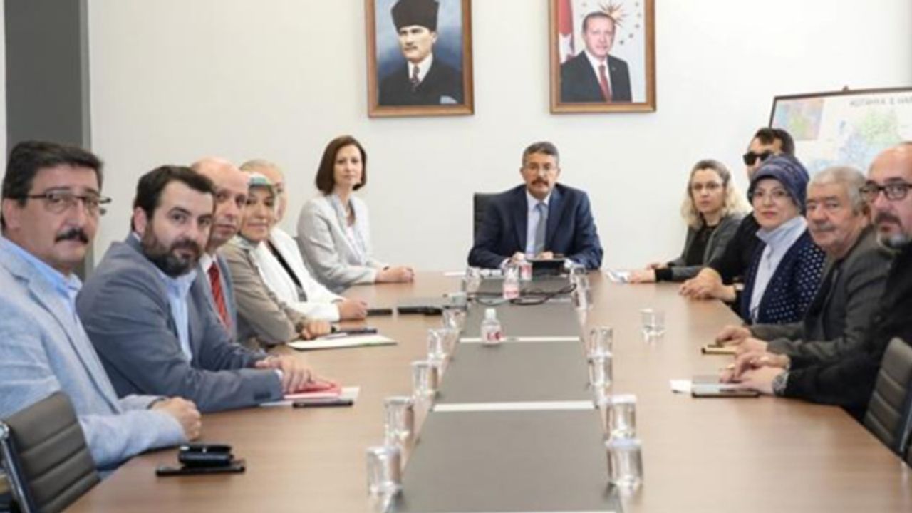 Kütahya "Hayır Çarşısı"ndan ne kadar gelir sağlandı? Vali Çelik açıkladı