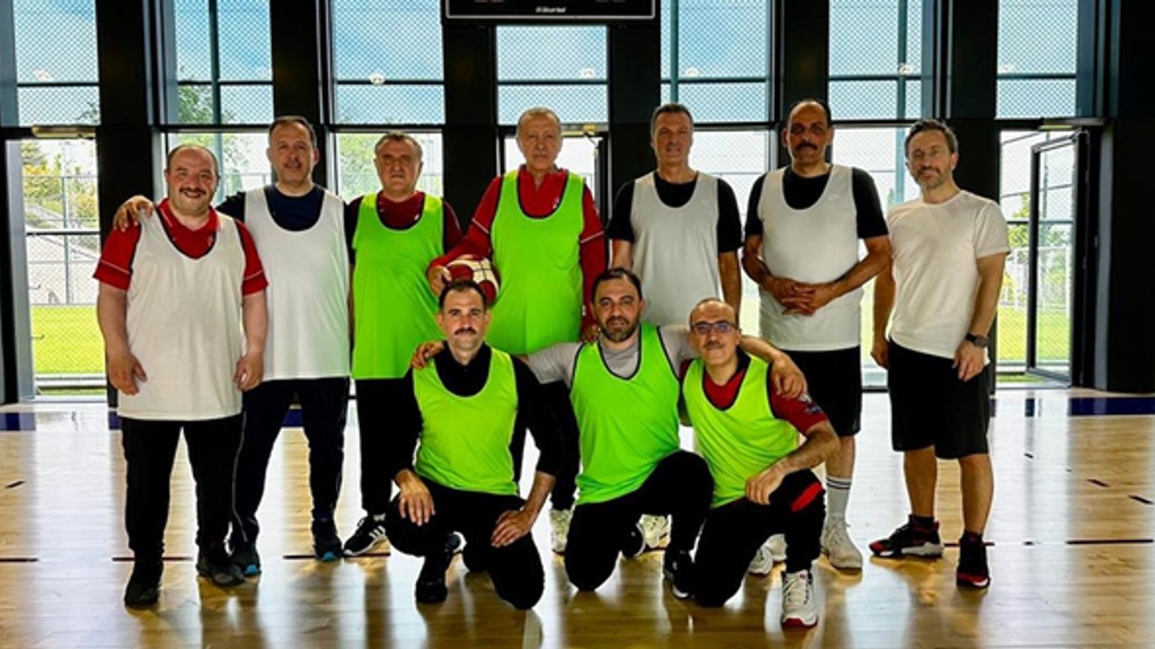 Cumhurbaşkanı Erdoğan basketbol maçı yaptı... "Formumuzdayız"