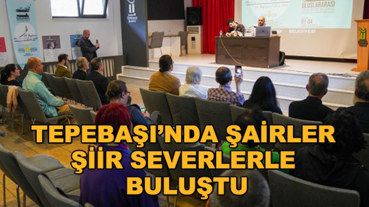 Tepebaşı'nda şairler şiir severlerle buluştu