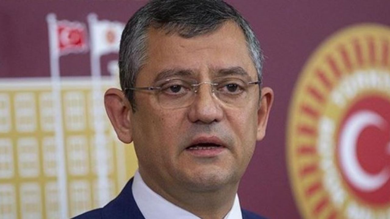 Özgür Özel, CHP Genel Başkanlığına adaylığını açıkladı
