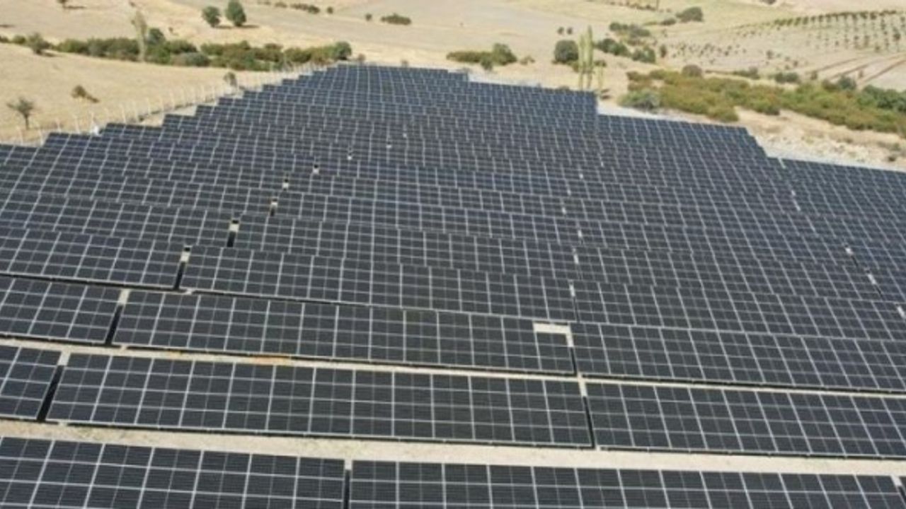 Kütahya'ya yeni güneş enerjisi santrali