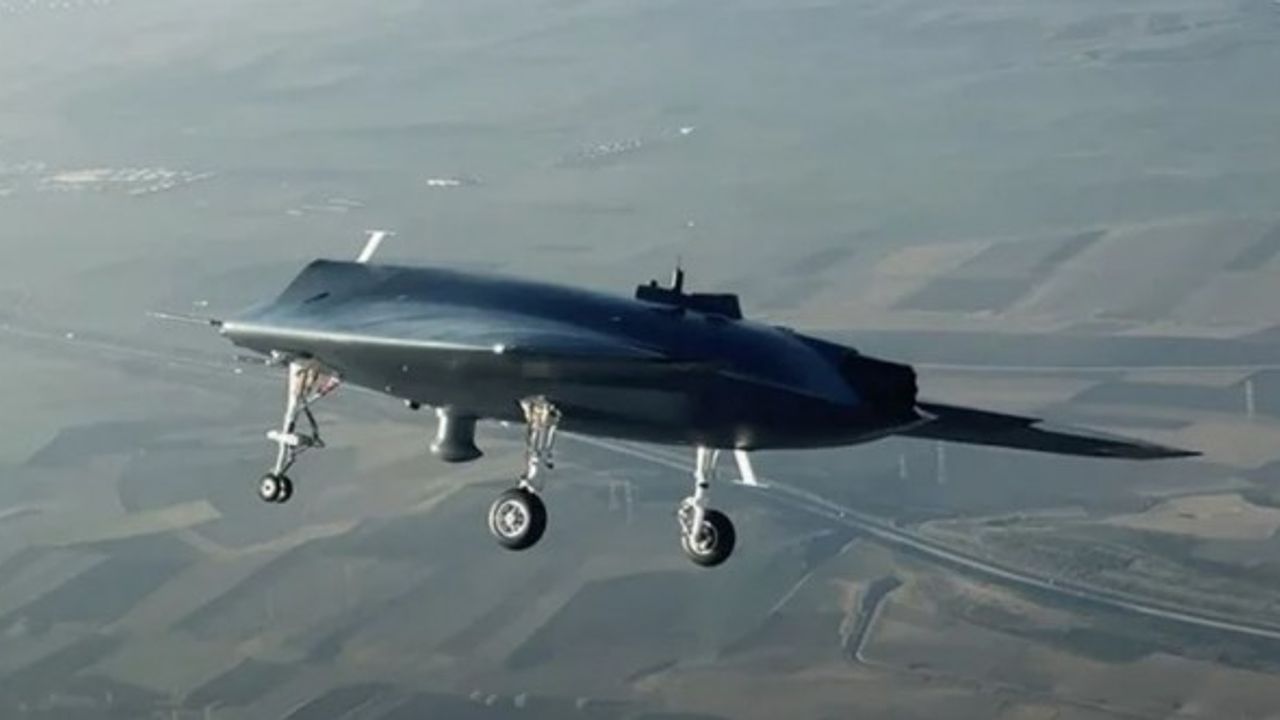 Türkiye'nin yeni avcısı ANKA III güçleniyor