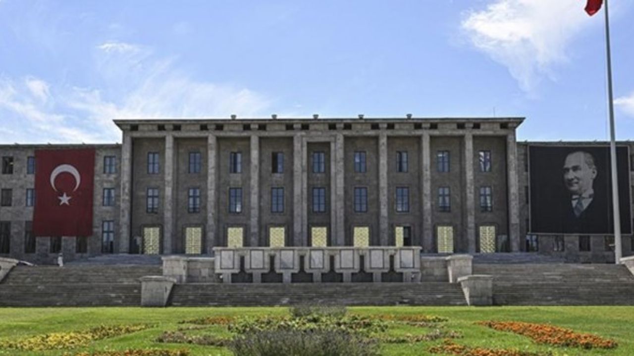 TBMM'ye 275 işçi alınacak! Başvurular başladı