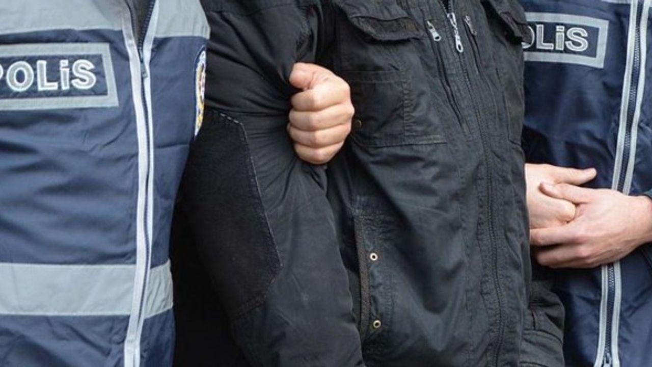 Afyonkarahisar'da sahte çek dolandırıcıları yakalandı
