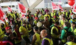 Almanya'da sendikalar enerji alanındaki özel sektör çalışanlarını greve çağırdı