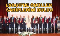 ESOGÜ'de ödüller sahiplerini buldu