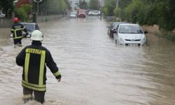 Kütahya için sel uyarısı! Meteoroloji o ilçelerde kuvvetli beklendiğini duyurdu