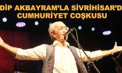 Edip Akbayram'la Sivrihisar'da Cumhuriyet coşkusu