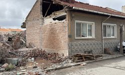 ‘Deprem kentinde yama tamiratı: sorumlu kim?’