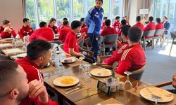 Nebi Hatipoğlu, Balıkesir maçı öncesi Eskişehirspor’a destek verdi