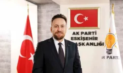 AK Parti Tepebaşı İlçe Başkanı Serhat Tunç’tan Ahmet Ataç’a: "Hizmet Yok, Şov Var!"