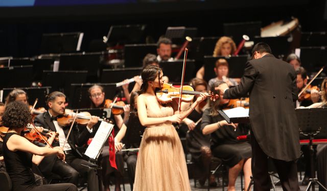 Senfoni Orkestrası’ndan Coşkulu 19 Mayıs Konseri