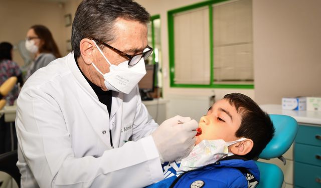 “Çocuklarımızın Geleceğe Sağlıkla Gülmesi İçin Çalışıyoruz”