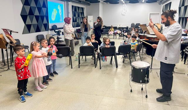Bu Yıl 277 Çocuk Enstrumanları Tanıdı