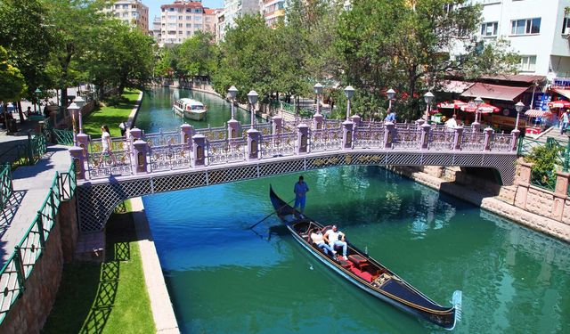 Büyükşehirden 29 Ekim düzenlemesi