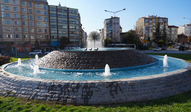 Eskişehir Büyükşehir’den Süs Havuzlarında Yenileme Çalışması