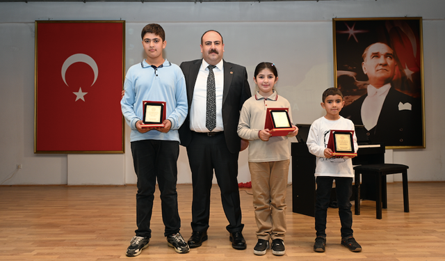 10 Kasım Atatürk’ü Anma Programı İnönü’de Gerçekleştirildi