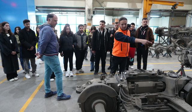 ESTÜ Öğrencilerine ESTRAM’da Uygulamalı Raylı Sistem Eğitimi